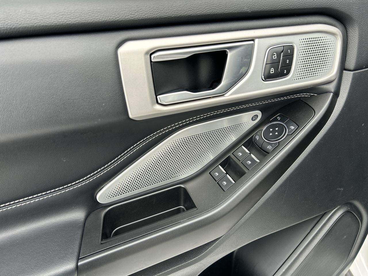 Ford Explorer  2020 à Barrie, Ontario