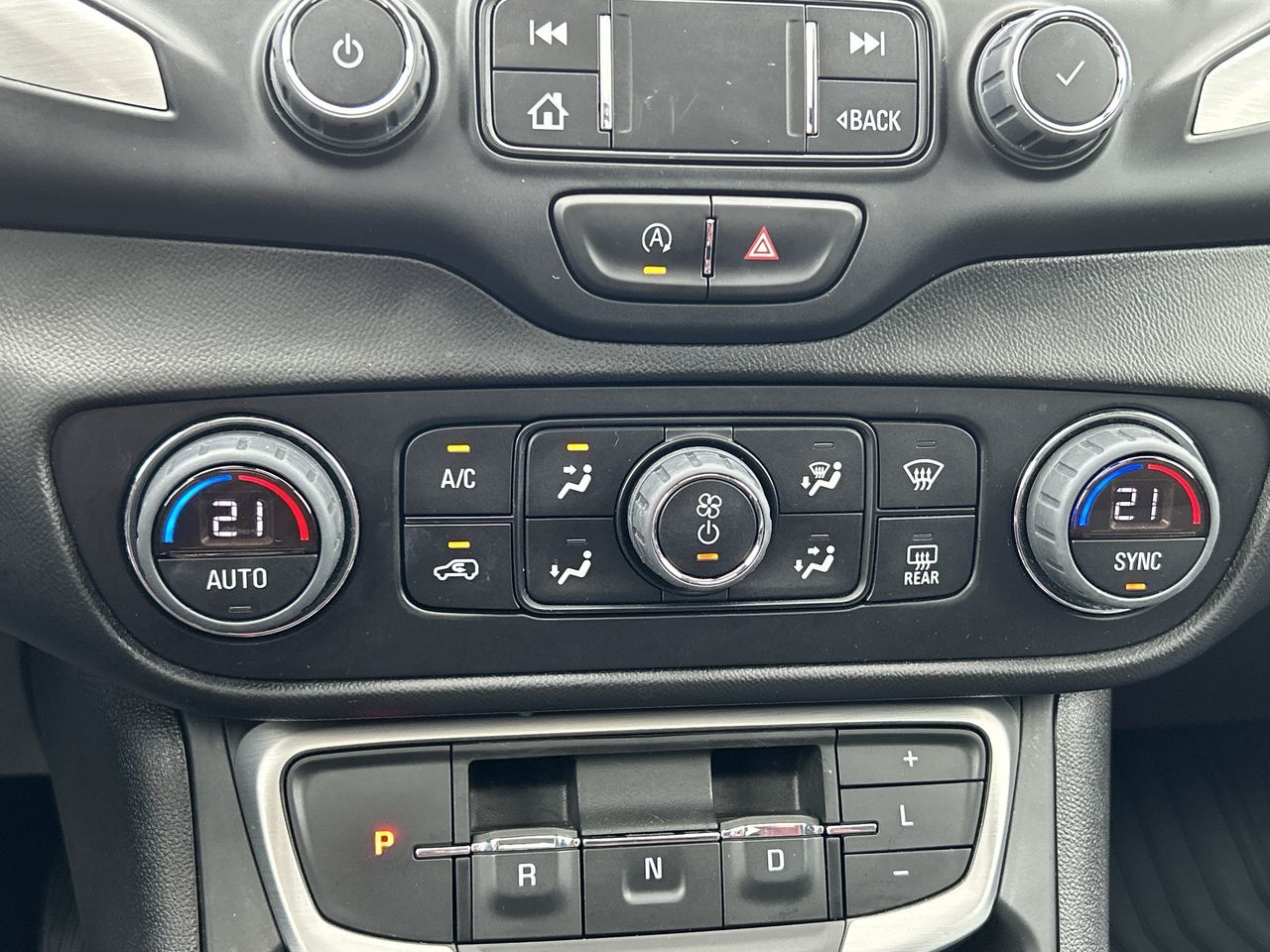 2023 GMC Terrain in Barrie, Ontario
