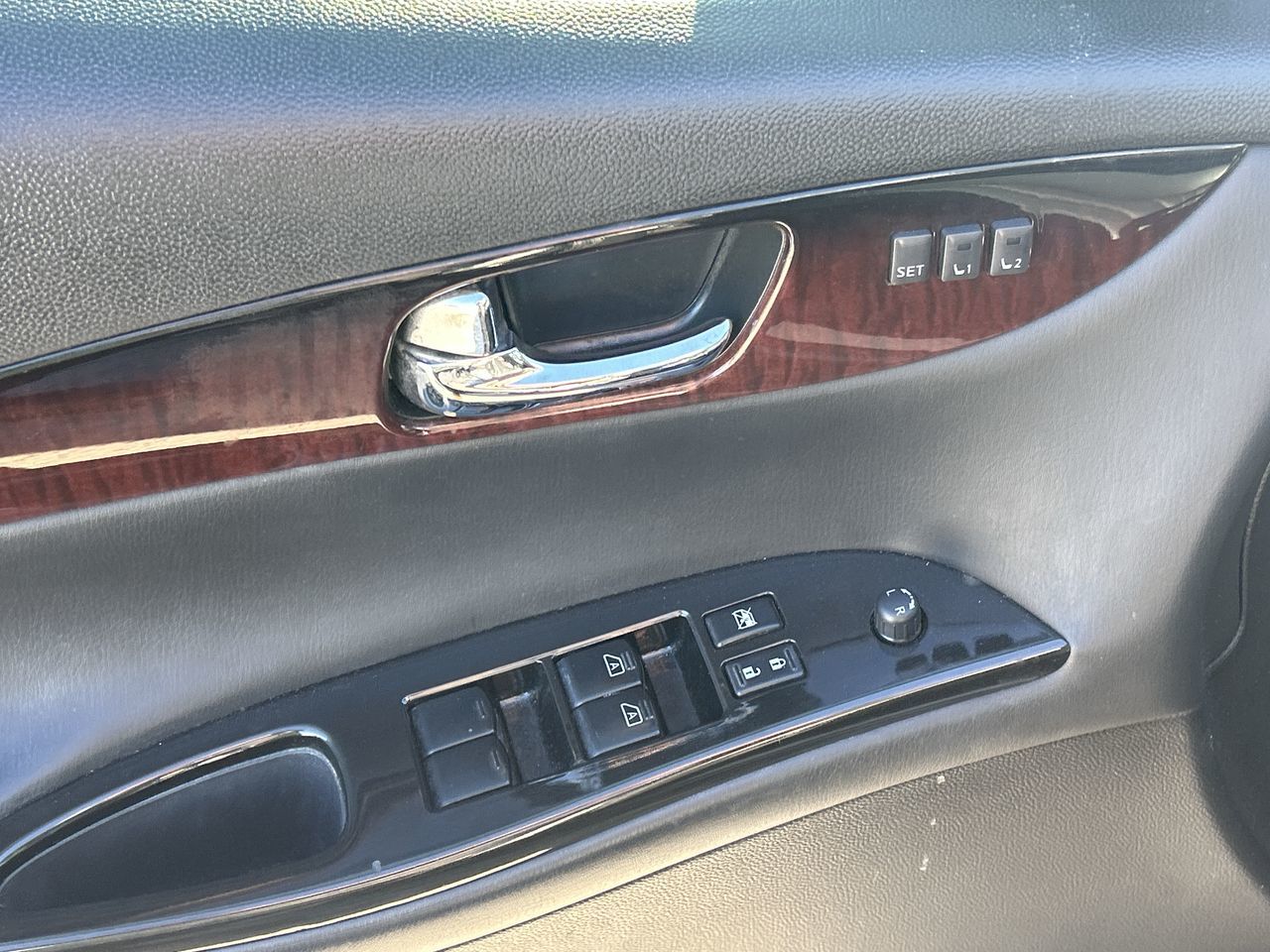 2015 Infiniti QX50 in Barrie, Ontario