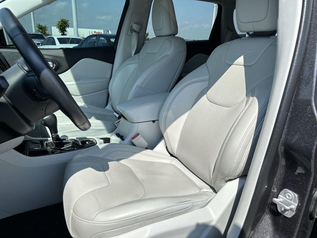 2019 Jeep Cherokee in Barrie, Ontario