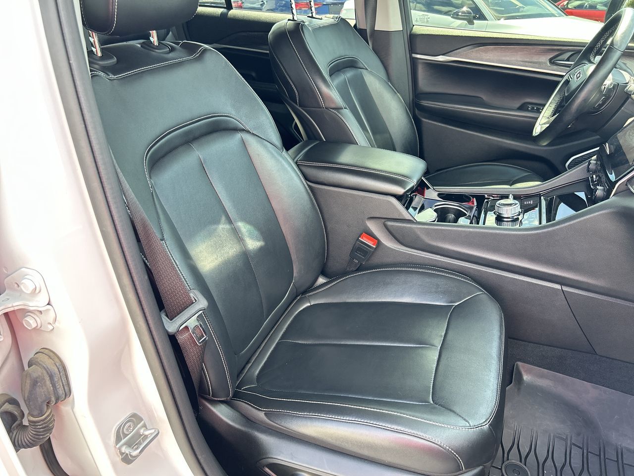 2022 Jeep Grand Cherokee 4X4 in Barrie, Ontario