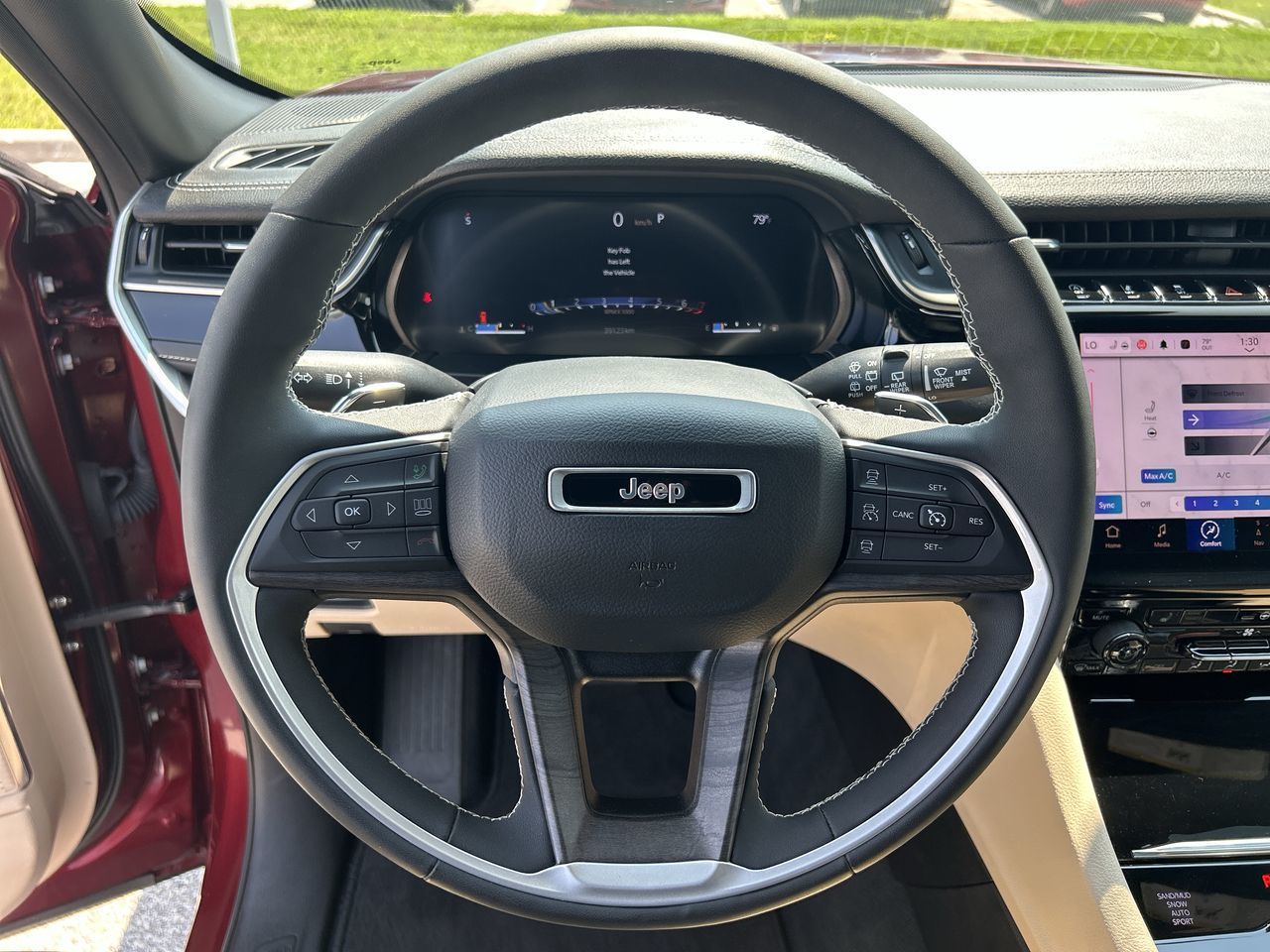 2023 Jeep Grand Cherokee 4X4 in Barrie, Ontario