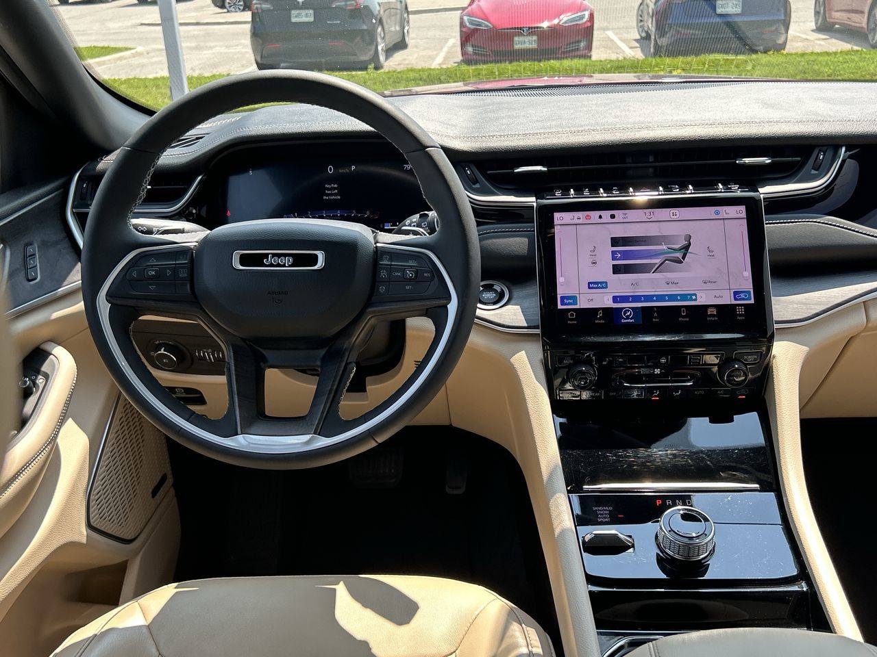 2023 Jeep Grand Cherokee 4X4 in Barrie, Ontario