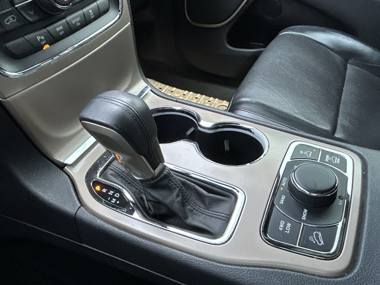 2016 Jeep Grand Cherokee in Barrie, Ontario