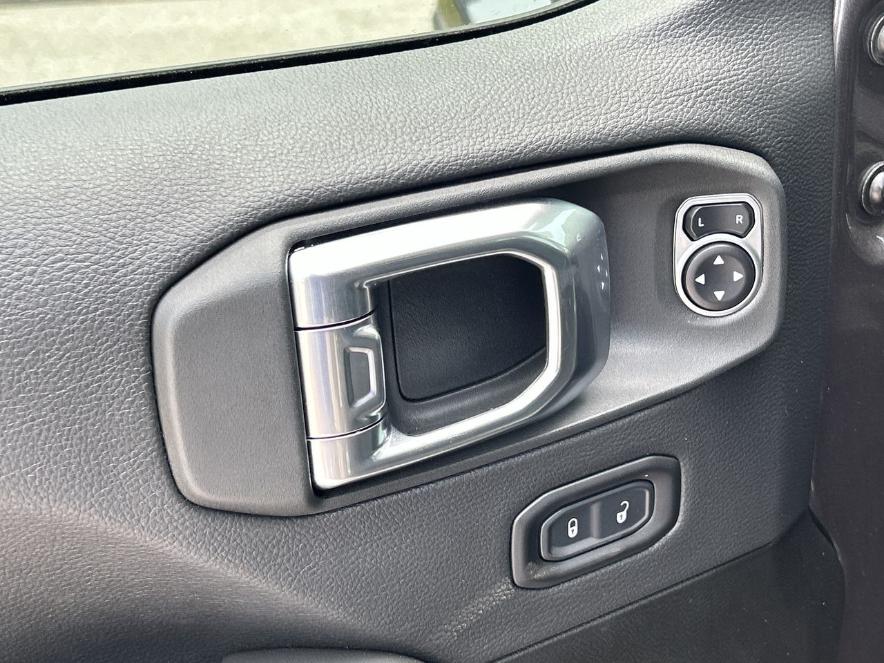 2025 Jeep Wrangler in Barrie, Ontario
