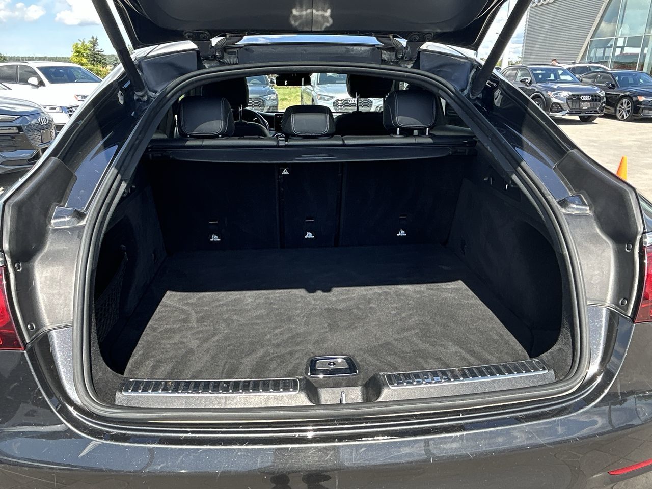Mercedes-Benz GLC300  2020 à Barrie, Ontario