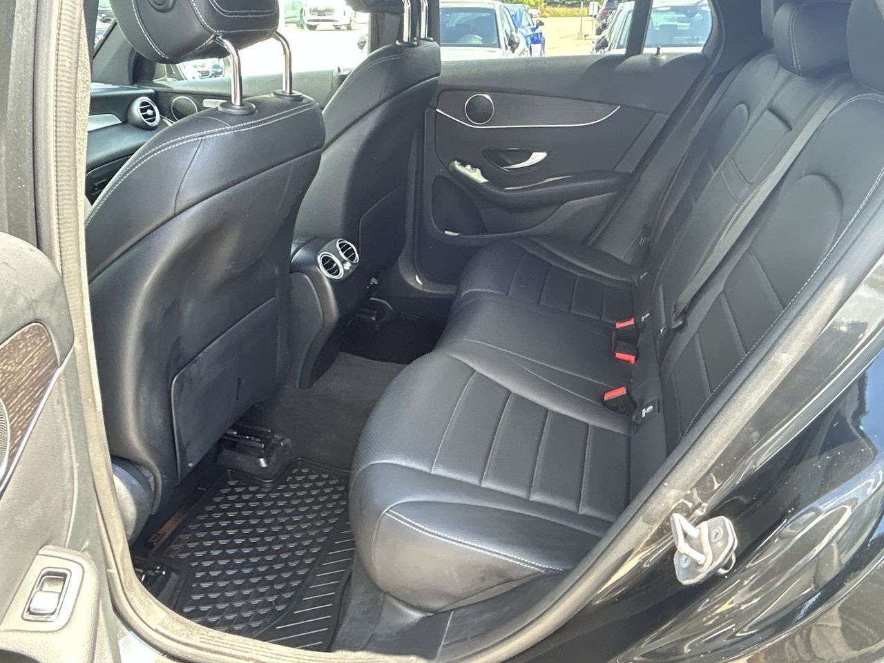 Mercedes-Benz GLC300  2020 à Barrie, Ontario