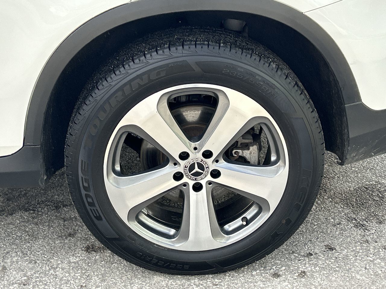 2022 Mercedes-Benz GLC300 in Barrie, Ontario