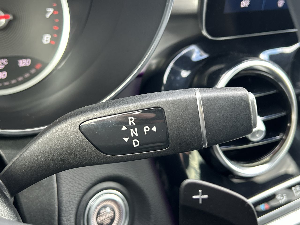 2022 Mercedes-Benz GLC300 in Barrie, Ontario