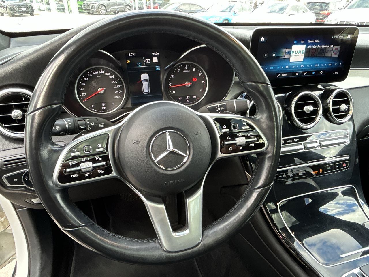 2022 Mercedes-Benz GLC300 in Barrie, Ontario