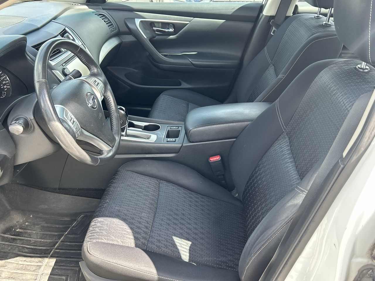 2016 Nissan Altima in Barrie, Ontario