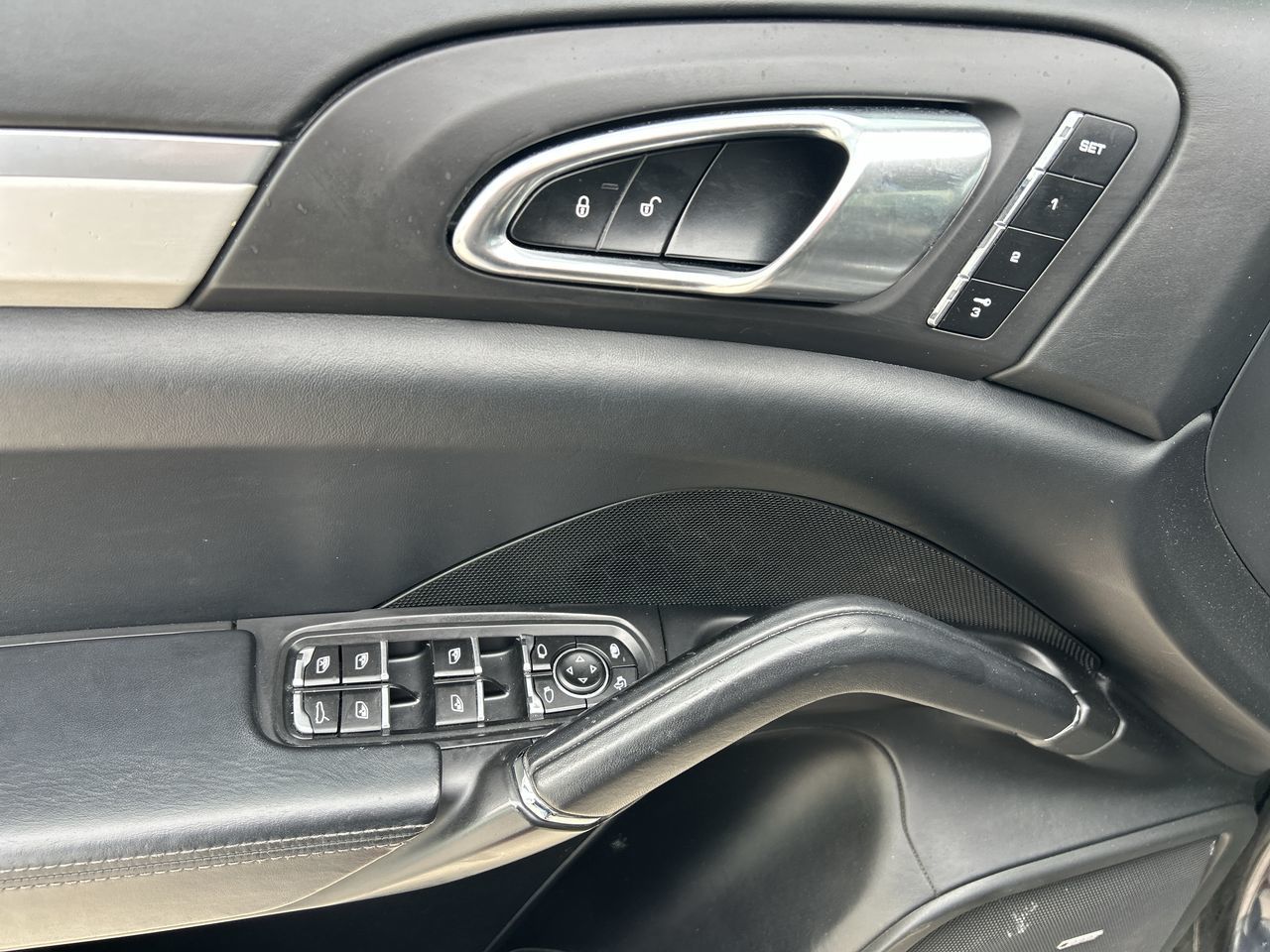 Porsche Cayenne  2013 à Barrie, Ontario