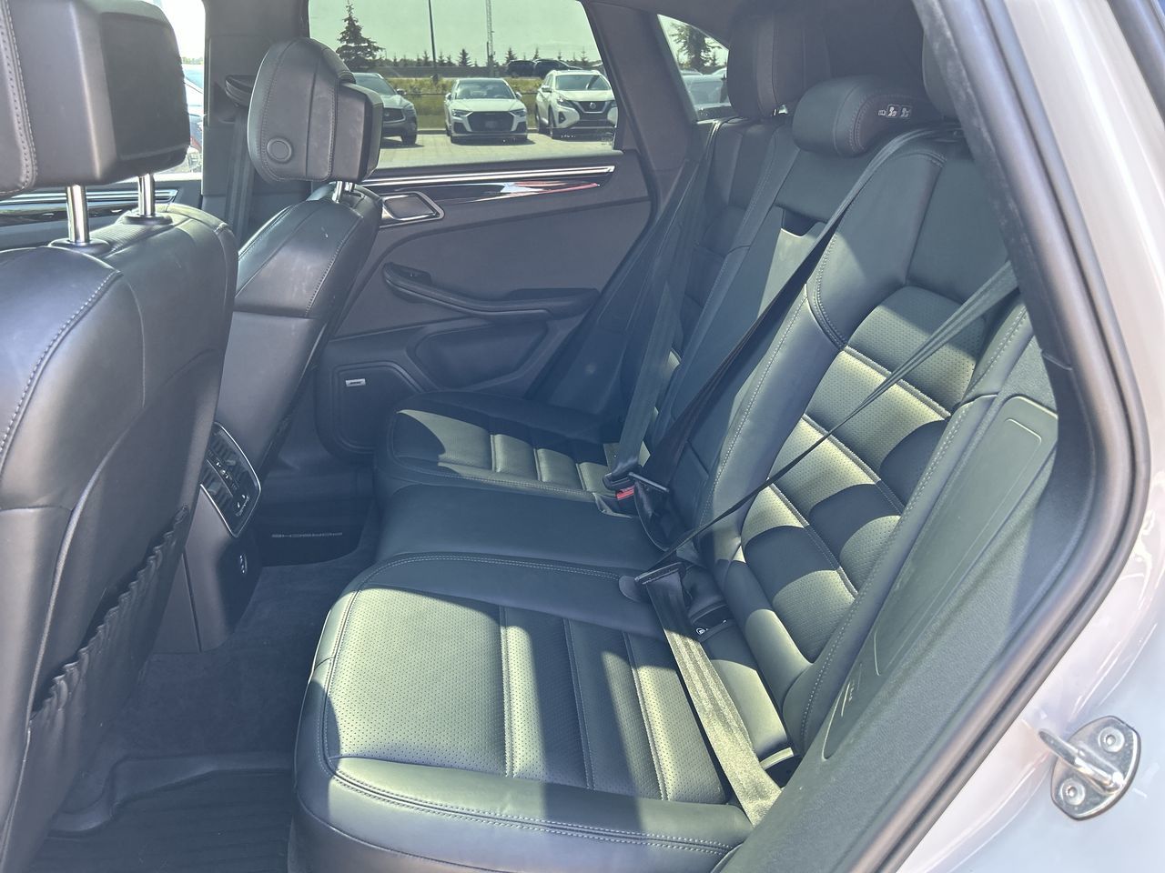 Porsche Macan  2023 à Barrie, Ontario