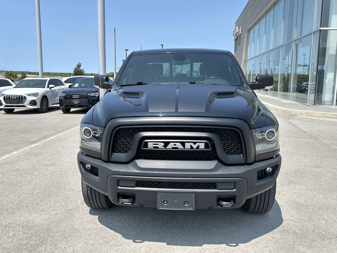 2021 Ram RAM 1500 Classic Crew Cab 4x4 (DS) in Barrie, Ontario