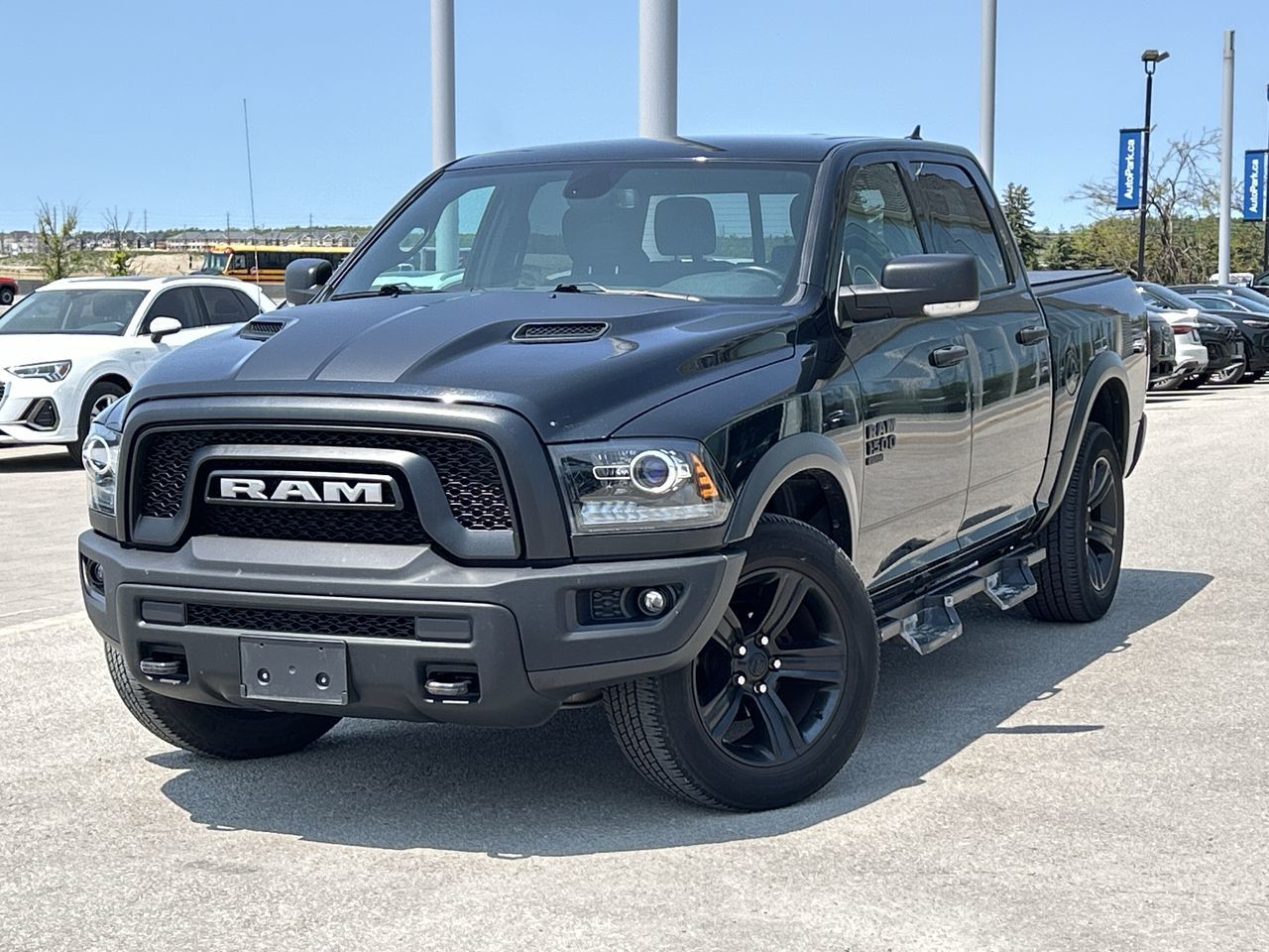 2021 Ram RAM 1500 Classic Crew Cab 4x4 (DS) in Barrie, Ontario