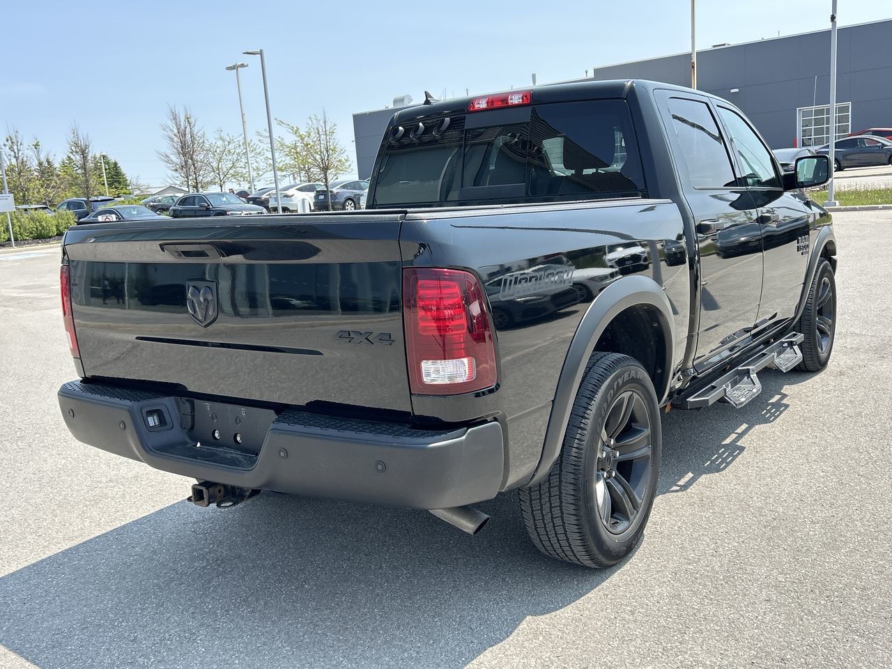 2021 Ram RAM 1500 Classic Crew Cab 4x4 (DS) in Barrie, Ontario