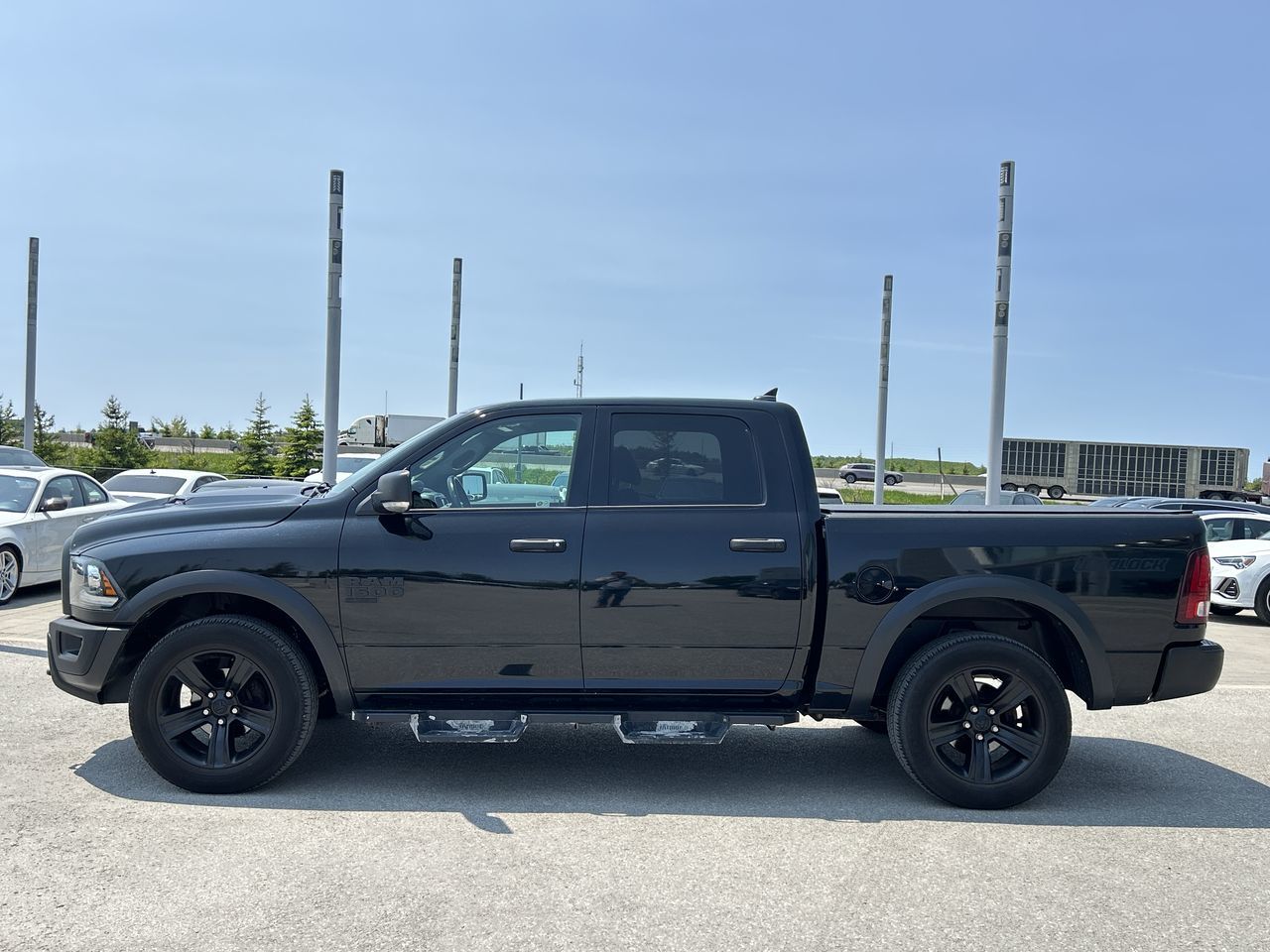 2021 Ram RAM 1500 Classic Crew Cab 4x4 (DS) in Barrie, Ontario