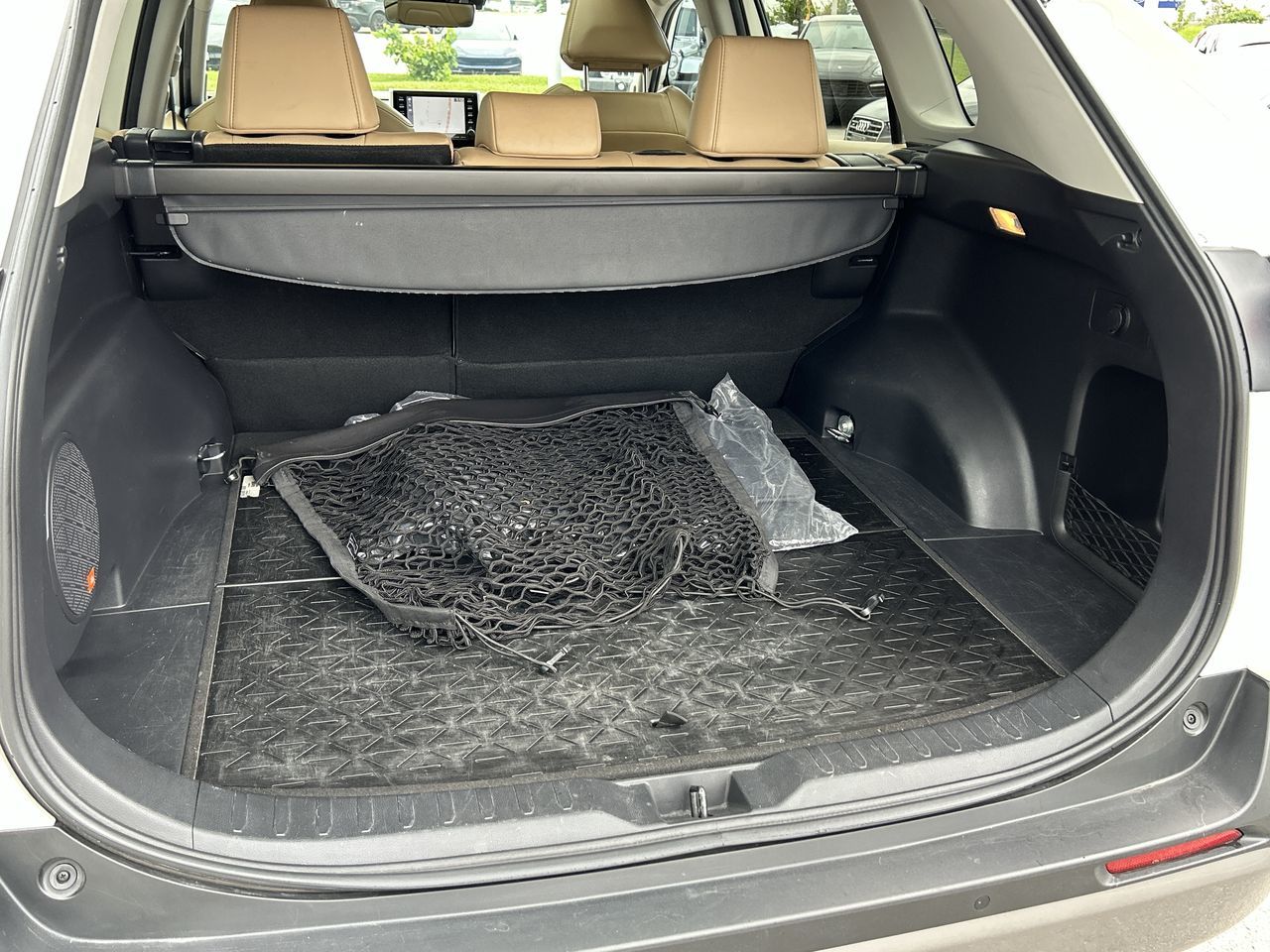 2020 Toyota RAV4 in Barrie, Ontario