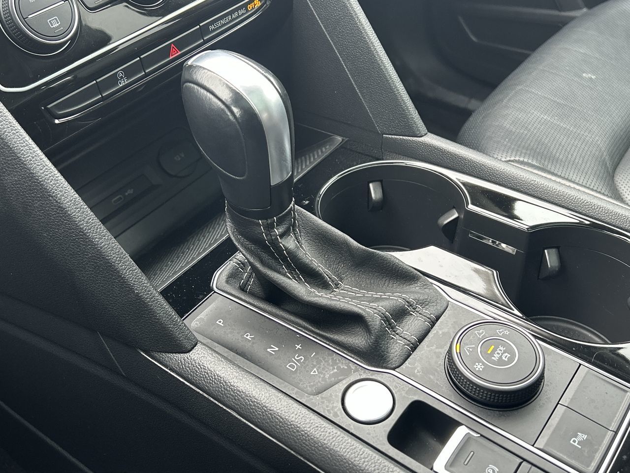 2023 Volkswagen Atlas in Barrie, Ontario