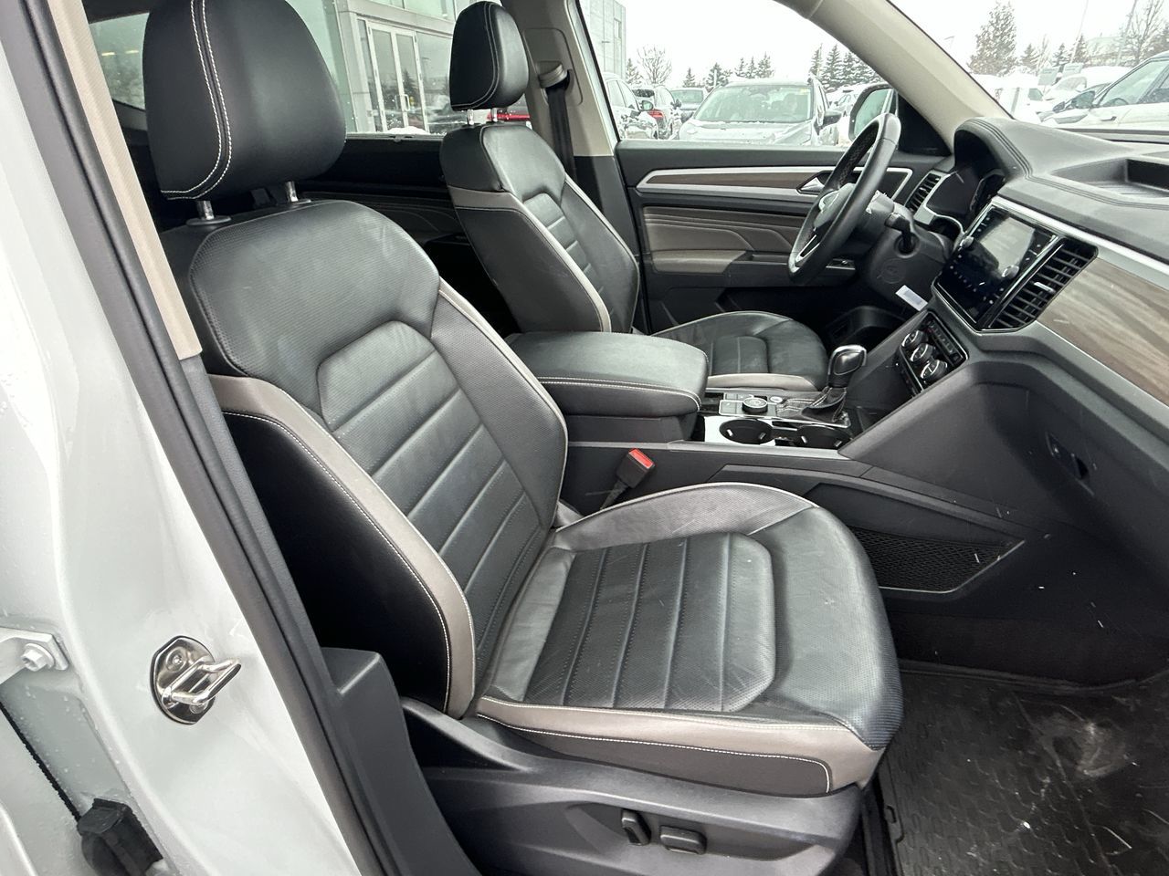 2023 Volkswagen Atlas in Barrie, Ontario