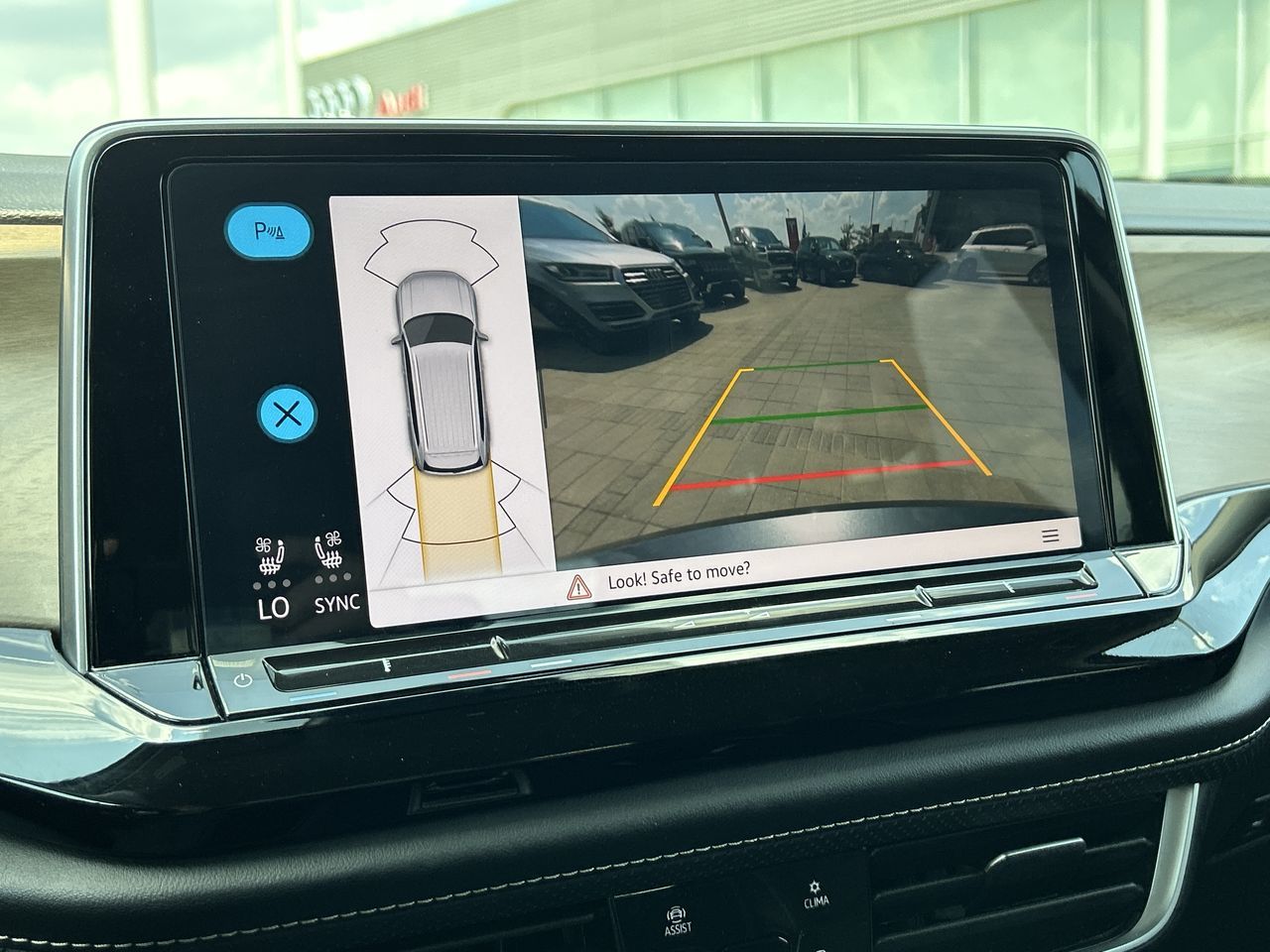 2024 Volkswagen Atlas in Barrie, Ontario