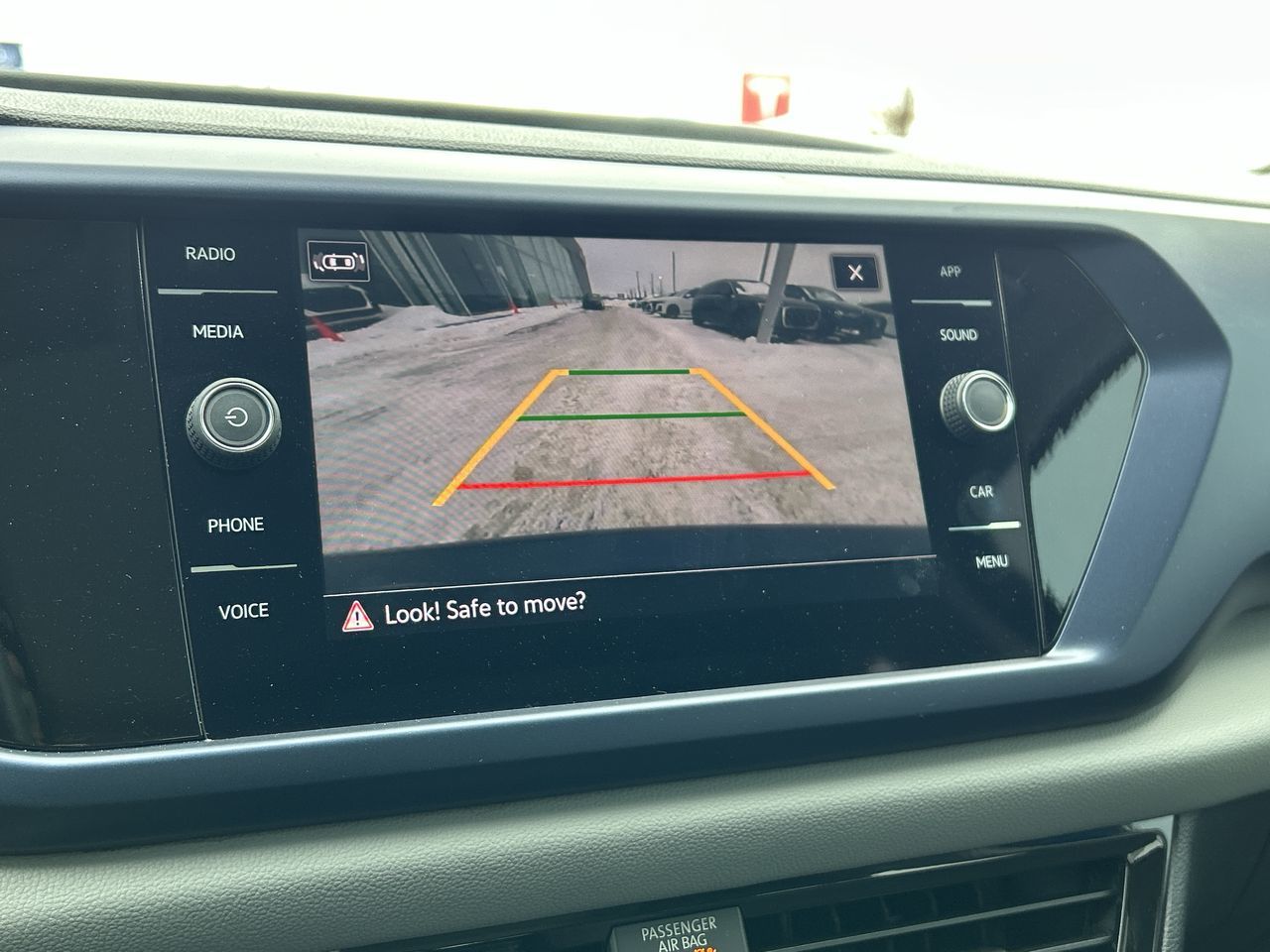 Volkswagen Taos  2023 à Barrie, Ontario