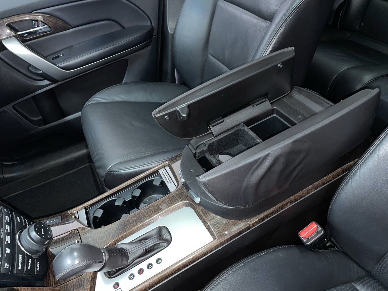 2011 Acura MDX in Vancouver, British Columbia