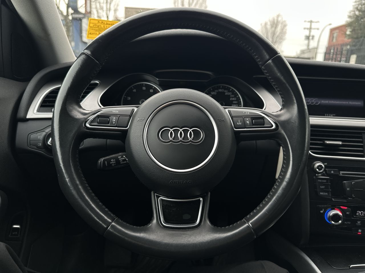 Audi A4 Allroad  2013 à Vancouver, Colombie-Britannique