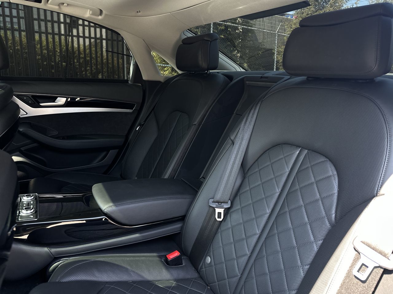 Audi A8  2018 à Vancouver, Colombie-Britannique