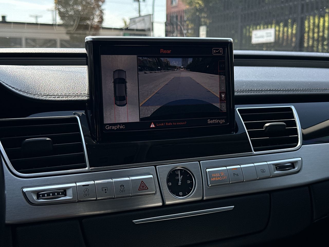 Audi A8  2018 à Vancouver, Colombie-Britannique