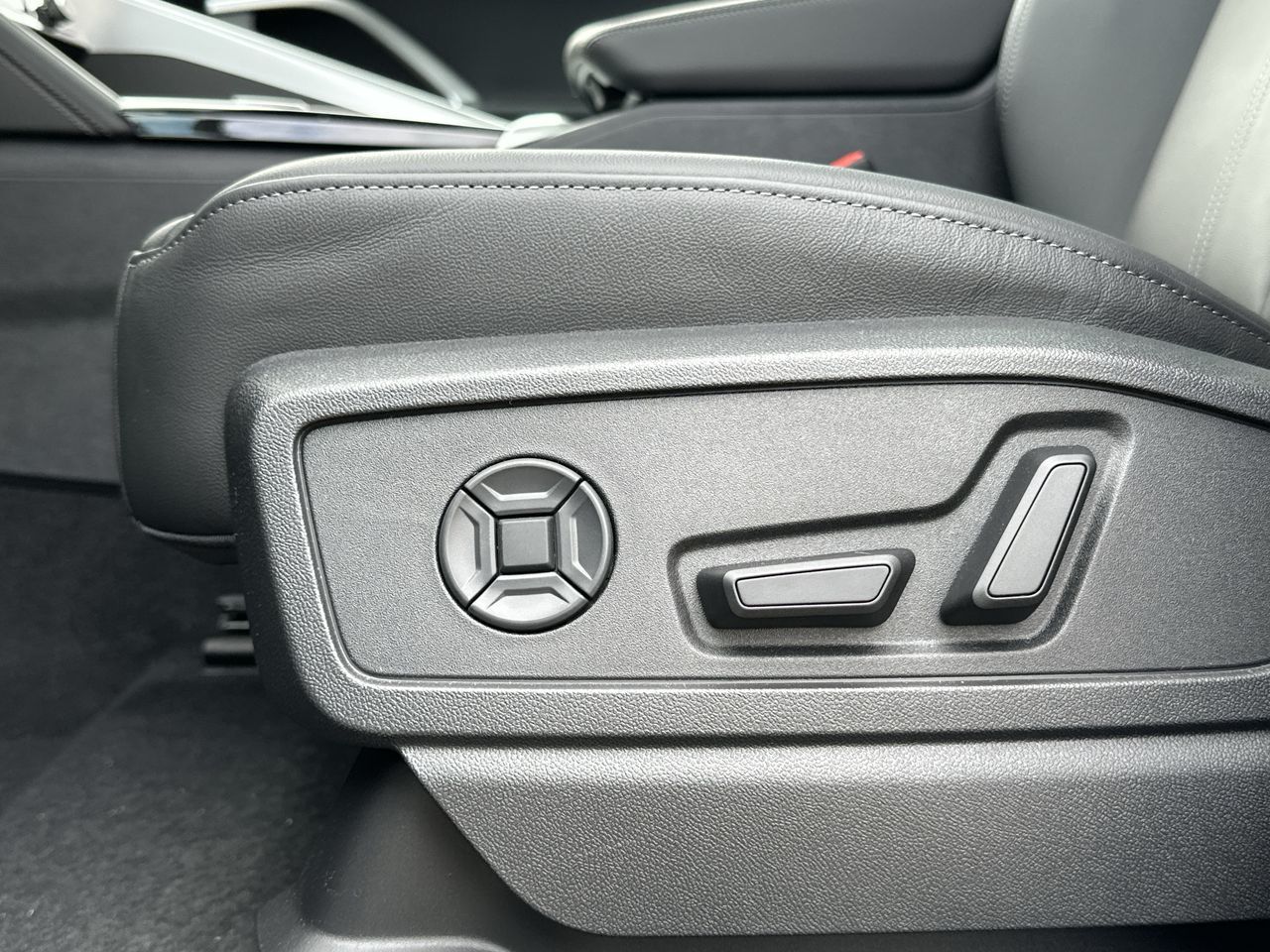 2025 Audi All-New Q5 in Vancouver, British Columbia