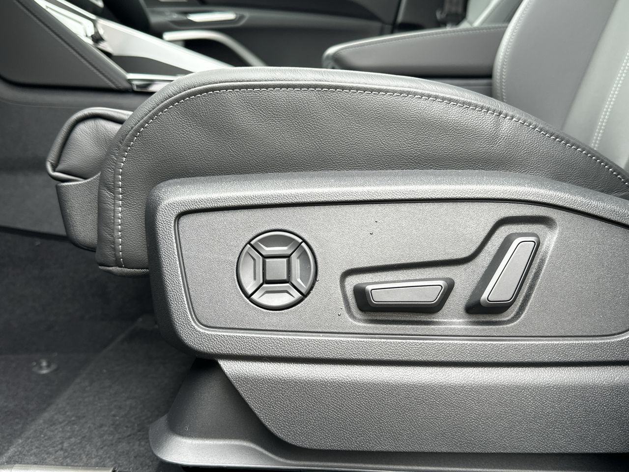 Audi All-New Q5  2025 à Vancouver, Colombie-Britannique