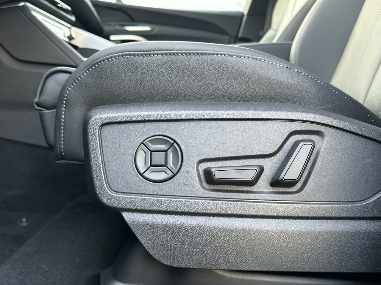 Audi All-New Q5  2025 à Vancouver, Colombie-Britannique