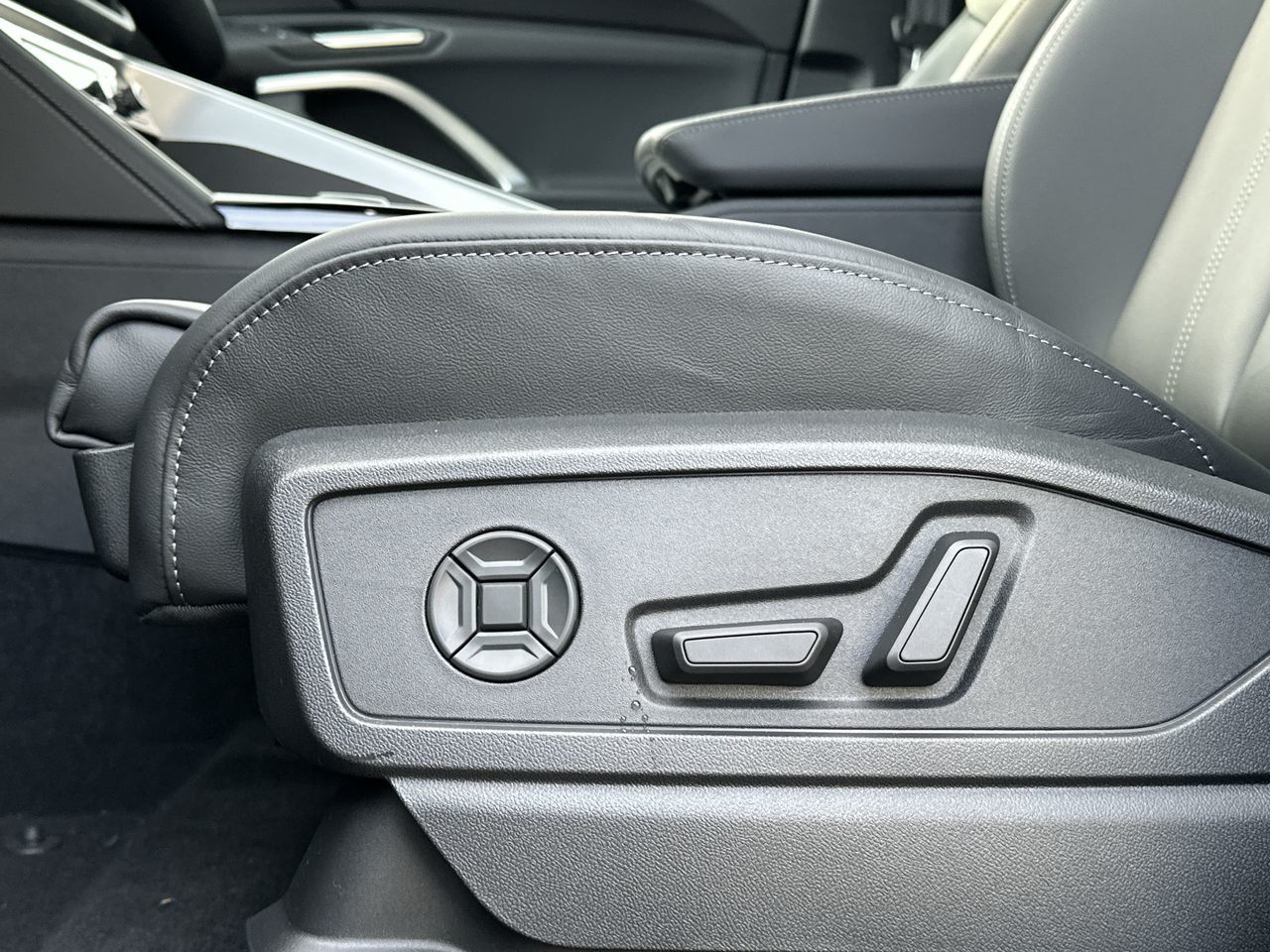 2025 Audi All-New Q5 in Vancouver, British Columbia