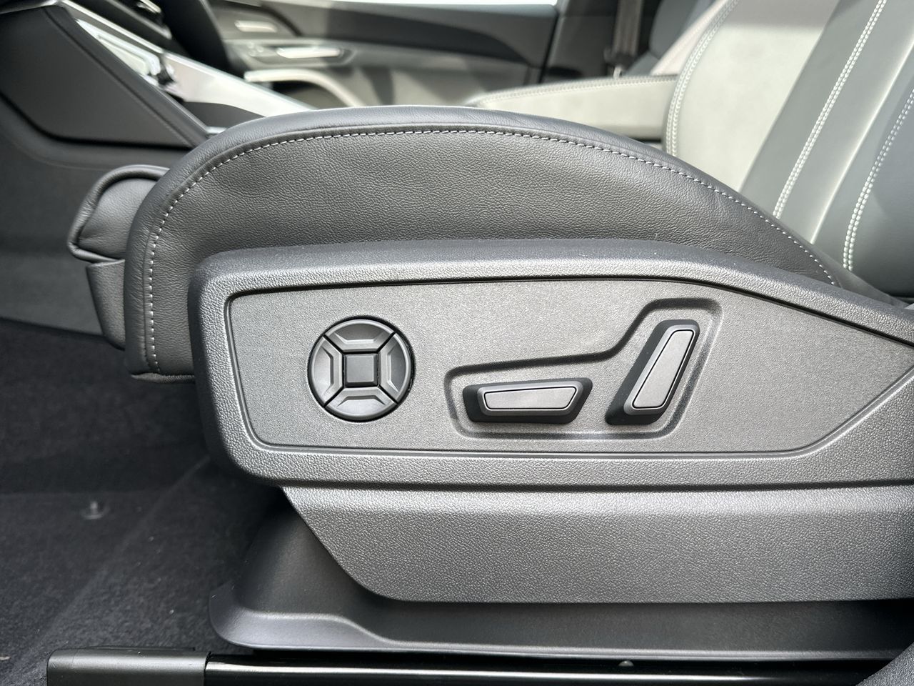 2025 Audi All-New Q5 in Vancouver, British Columbia