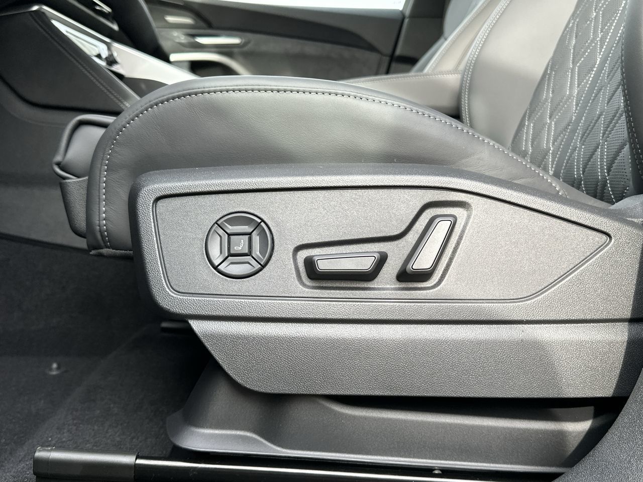 Audi All-New SQ5  2025 à Vancouver, Colombie-Britannique