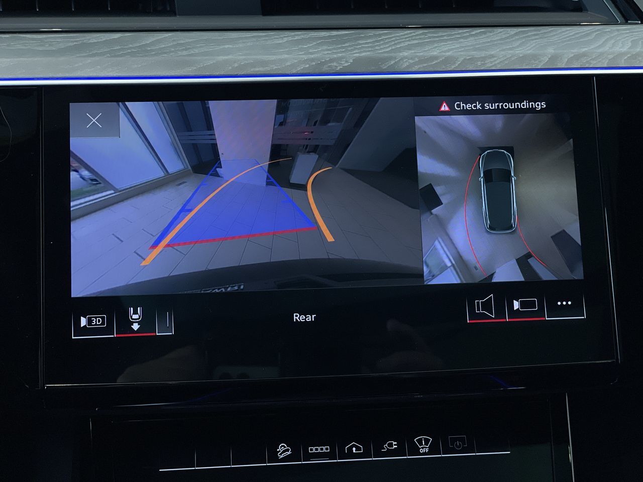 Audi e-tron  2022 à Vancouver, Colombie-Britannique