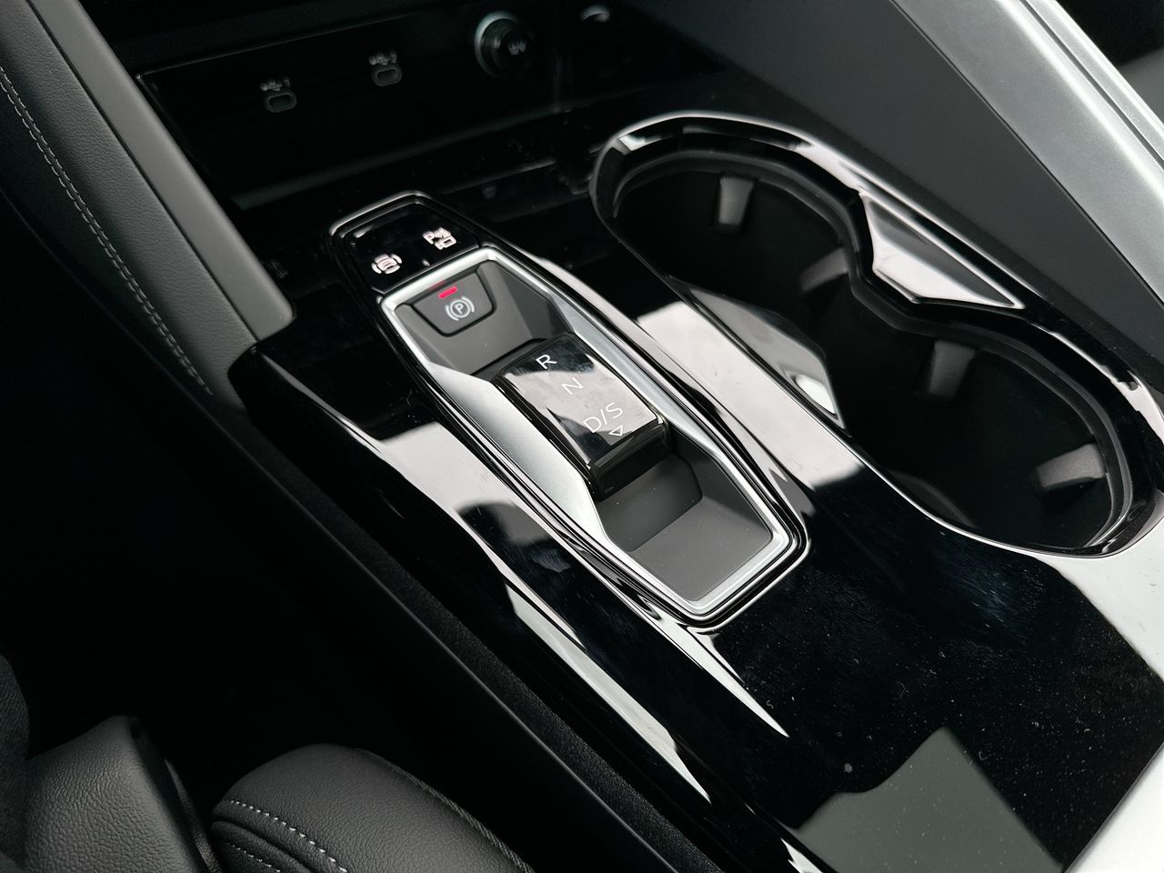 2025 Audi New Q5 in Vancouver, British Columbia