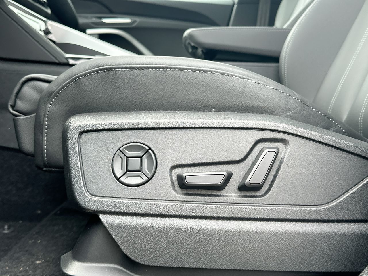 Audi New Q5  2025 à Vancouver, Colombie-Britannique