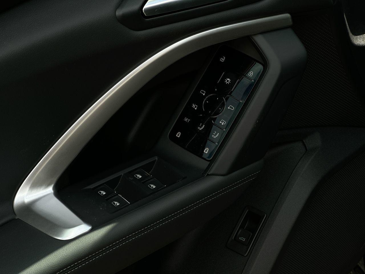 2025 Audi New Q5 in Vancouver, British Columbia