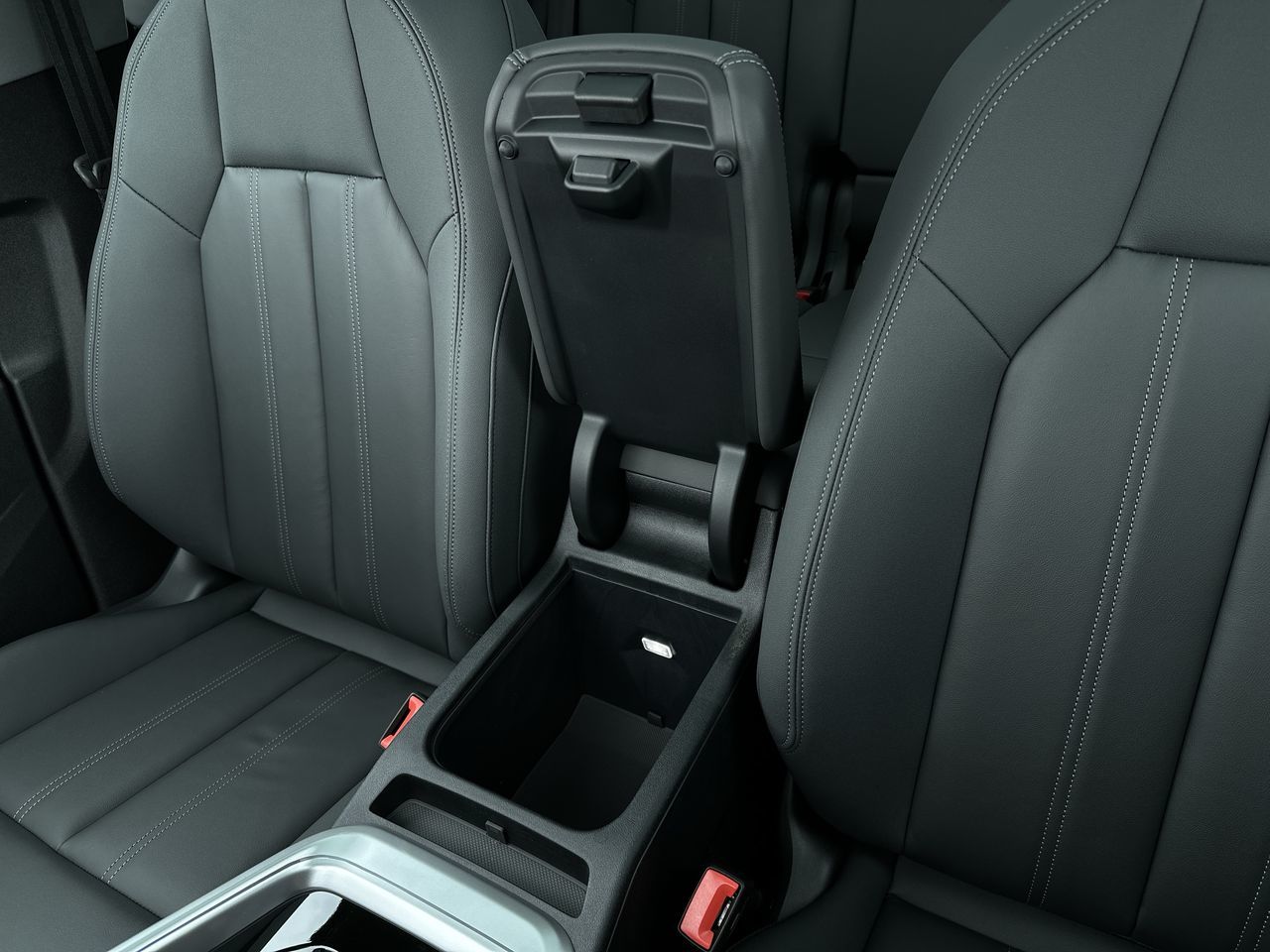 2025 Audi New Q5 in Vancouver, British Columbia