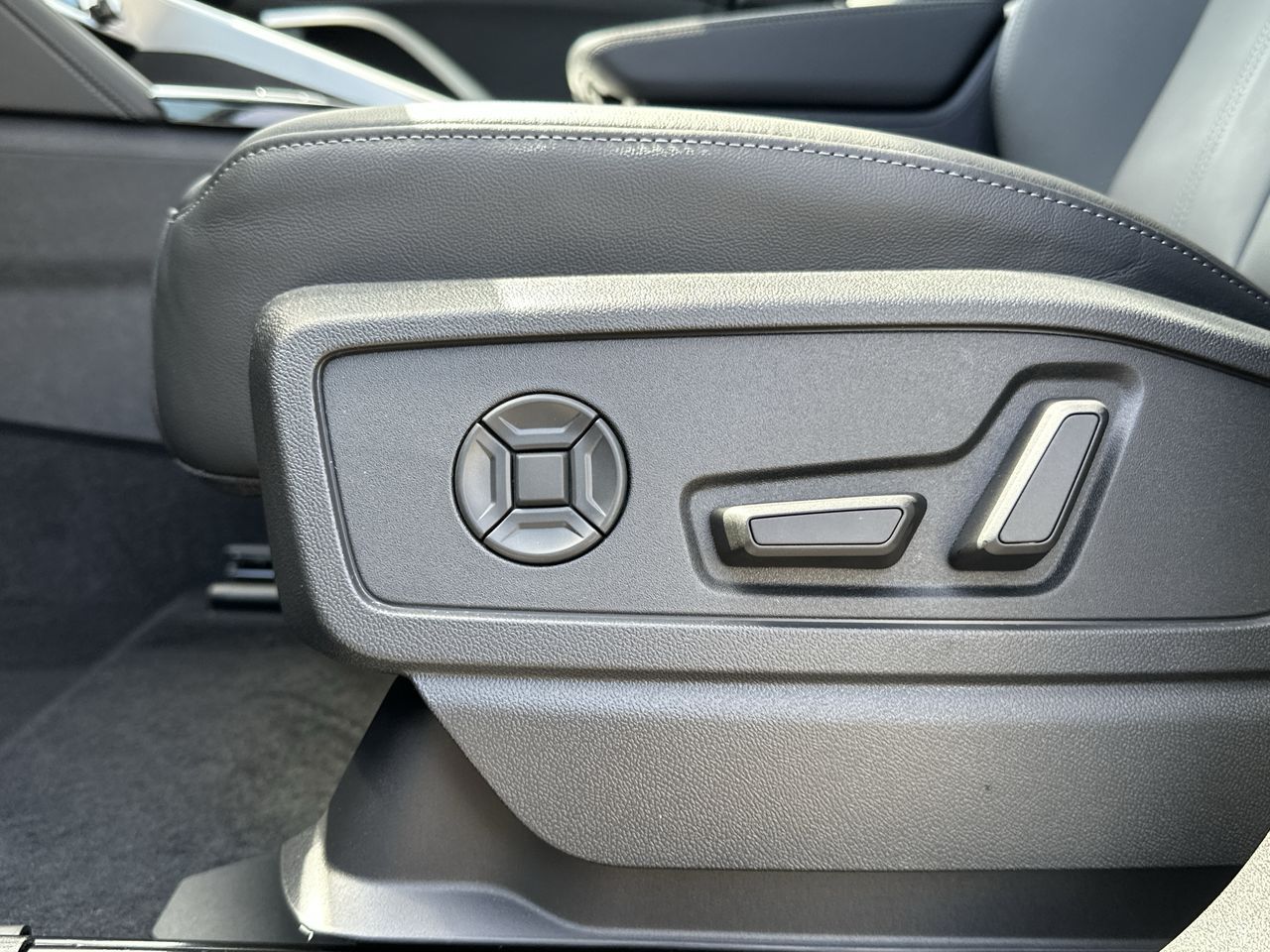 2025 Audi New Q5 in Vancouver, British Columbia