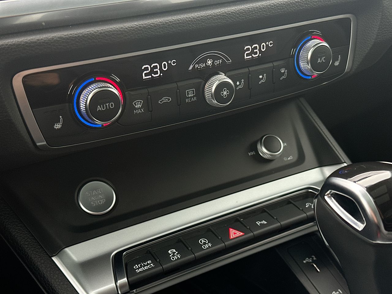 Audi Q3  2020 à Vancouver, Colombie-Britannique