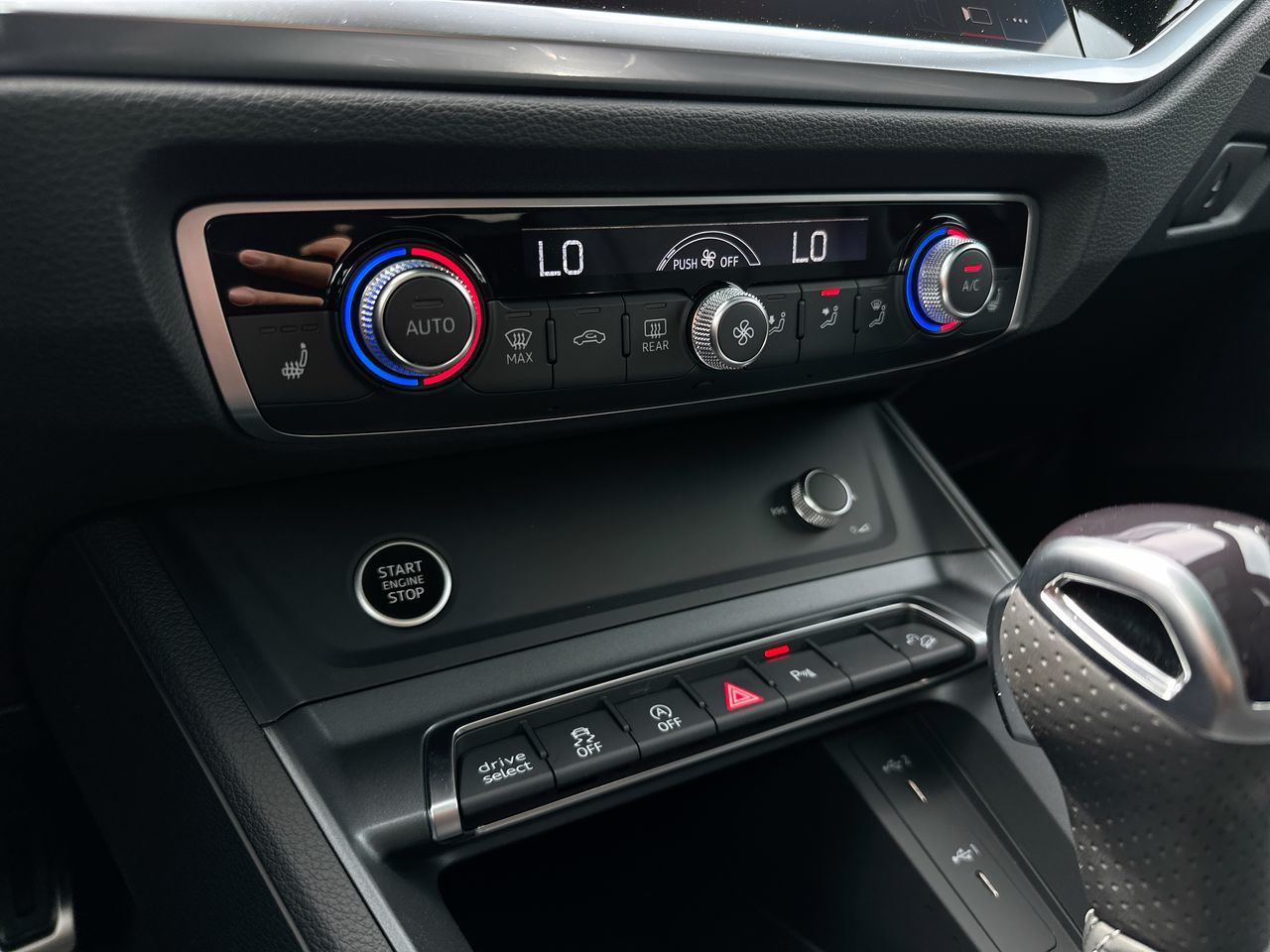 Audi Q3  2025 à Vancouver, Colombie-Britannique