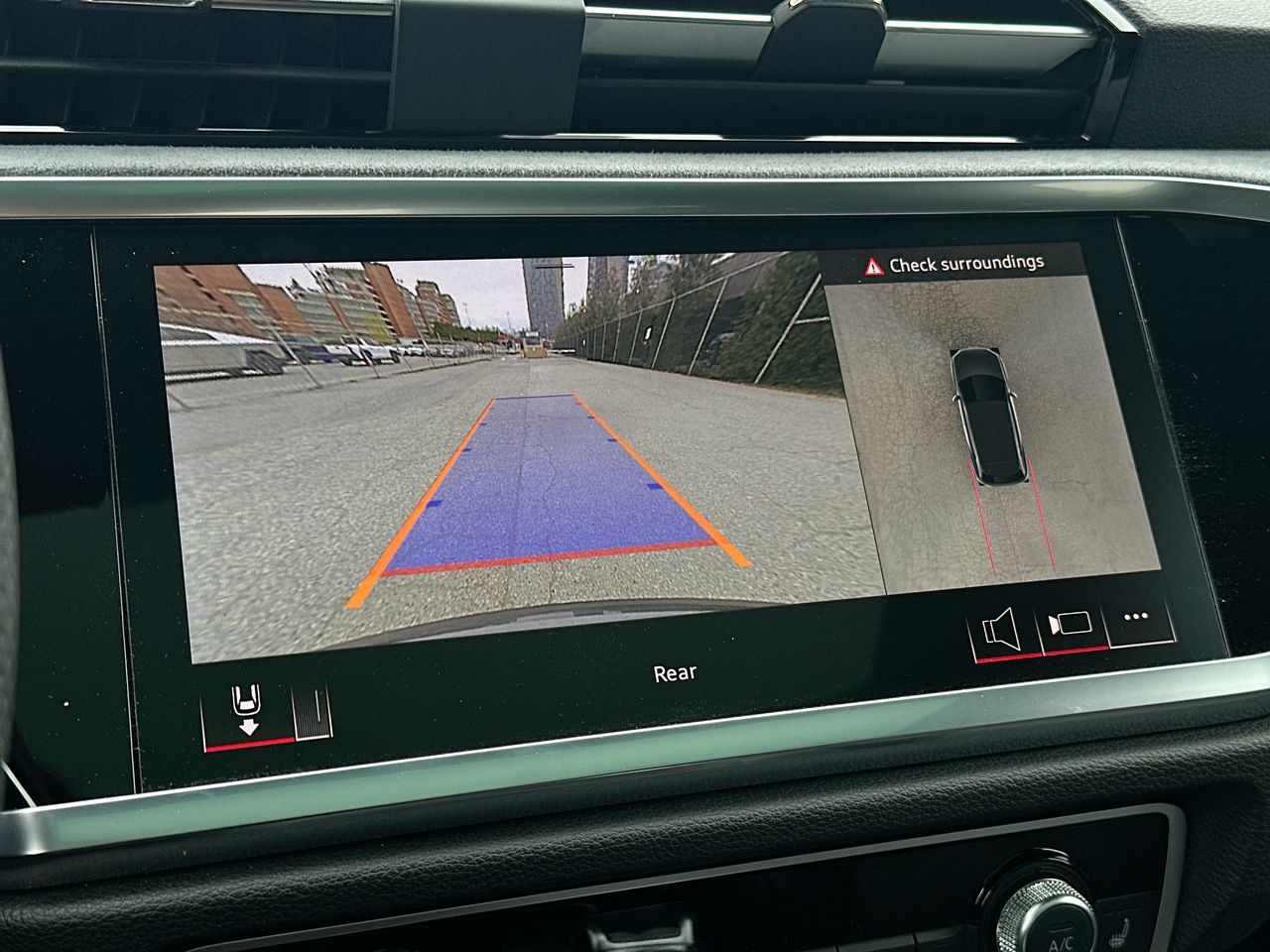 Audi Q3  2025 à Vancouver, Colombie-Britannique