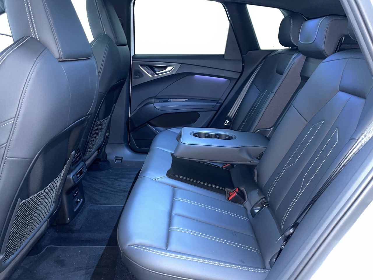 Audi Q4 e-tron  2023 à Vancouver, Colombie-Britannique