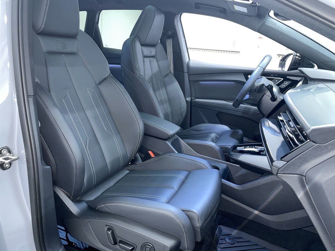 Audi Q4 e-tron  2025 à Vancouver, Colombie-Britannique