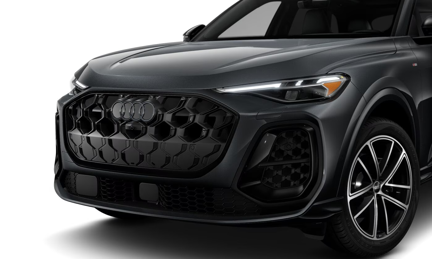 2025 Audi Q5 B10 in Vancouver, British Columbia