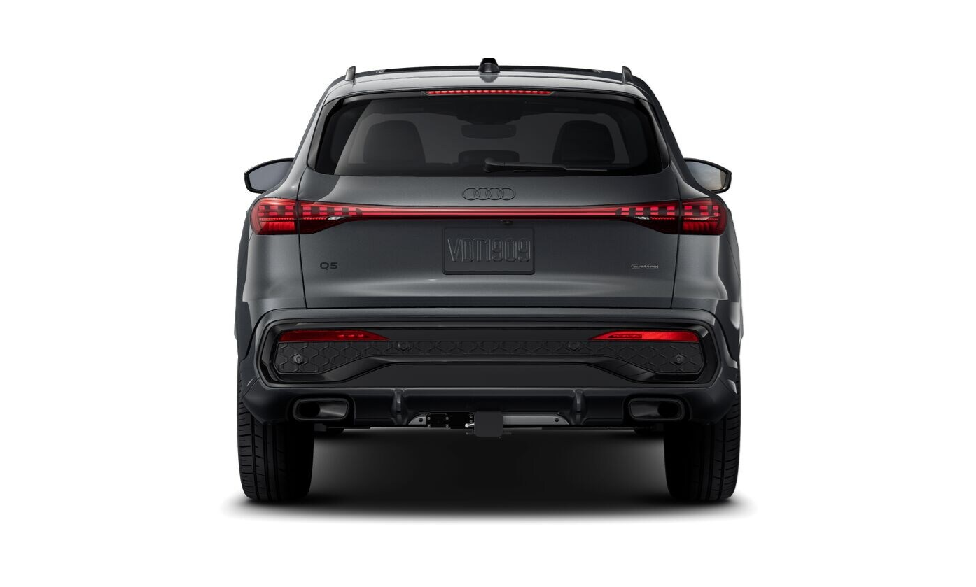 Audi Q5 B10  2025 à Vancouver, Colombie-Britannique