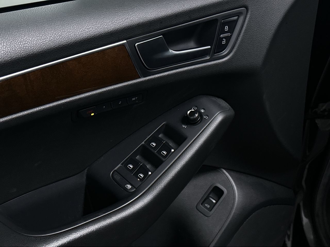 2010 Audi Q5 in Vancouver, British Columbia